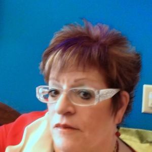 Meet your Posher, Ellen